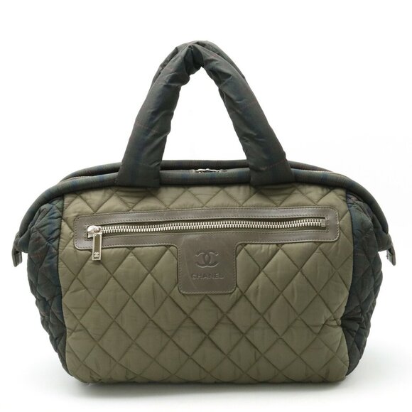 CHANEL Green Leather Tote Bag - Picture 1 of 9